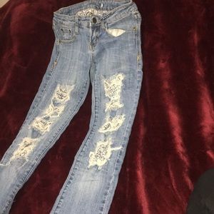 Ripped skinny jeans